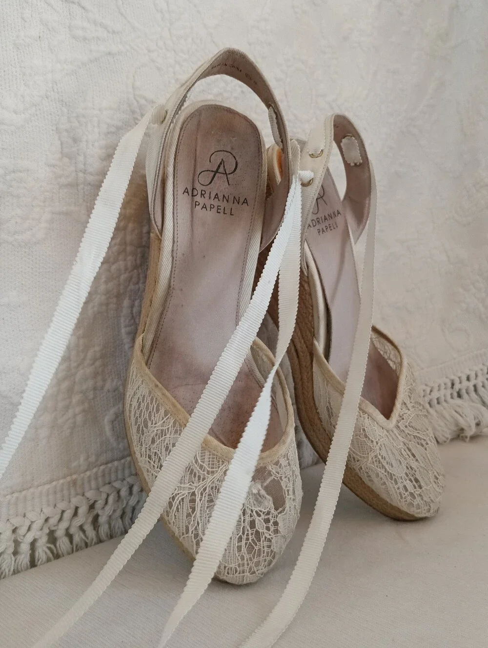 Adrianna Papell Cream Lace Espadrille Wedge Sandals Ribbon Lace Up Ankle Ties 7M